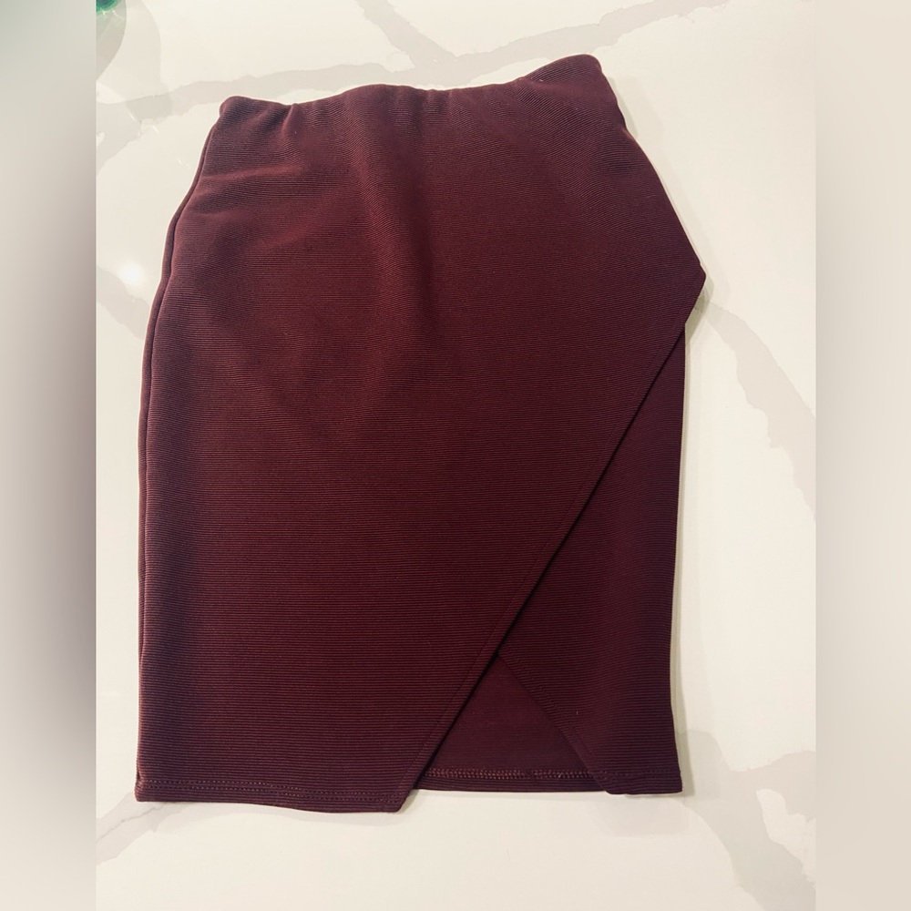 Burgundy red mini skirt size small
